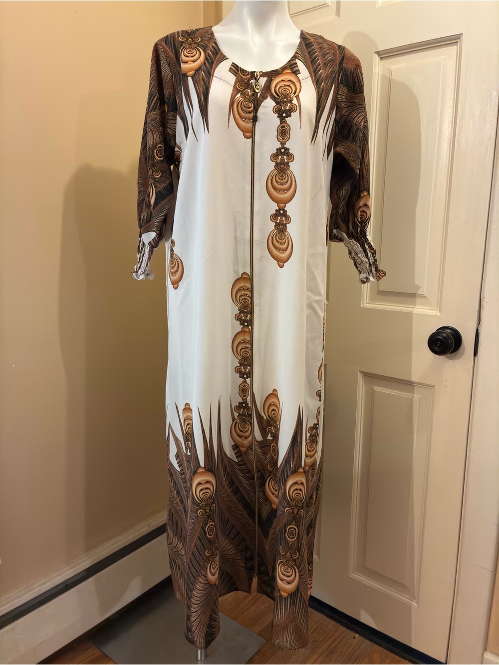 Feather Patterned White Zip-Up Kaftan Maxi Dress Size XL